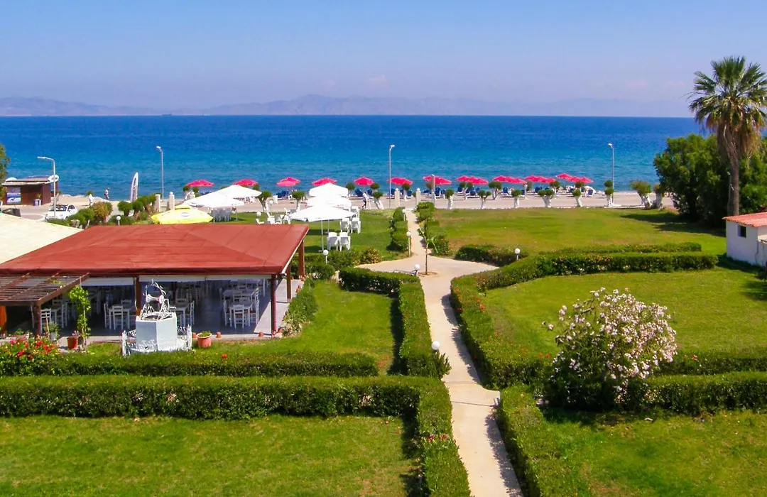 Bayside Hotel Katsaras-1