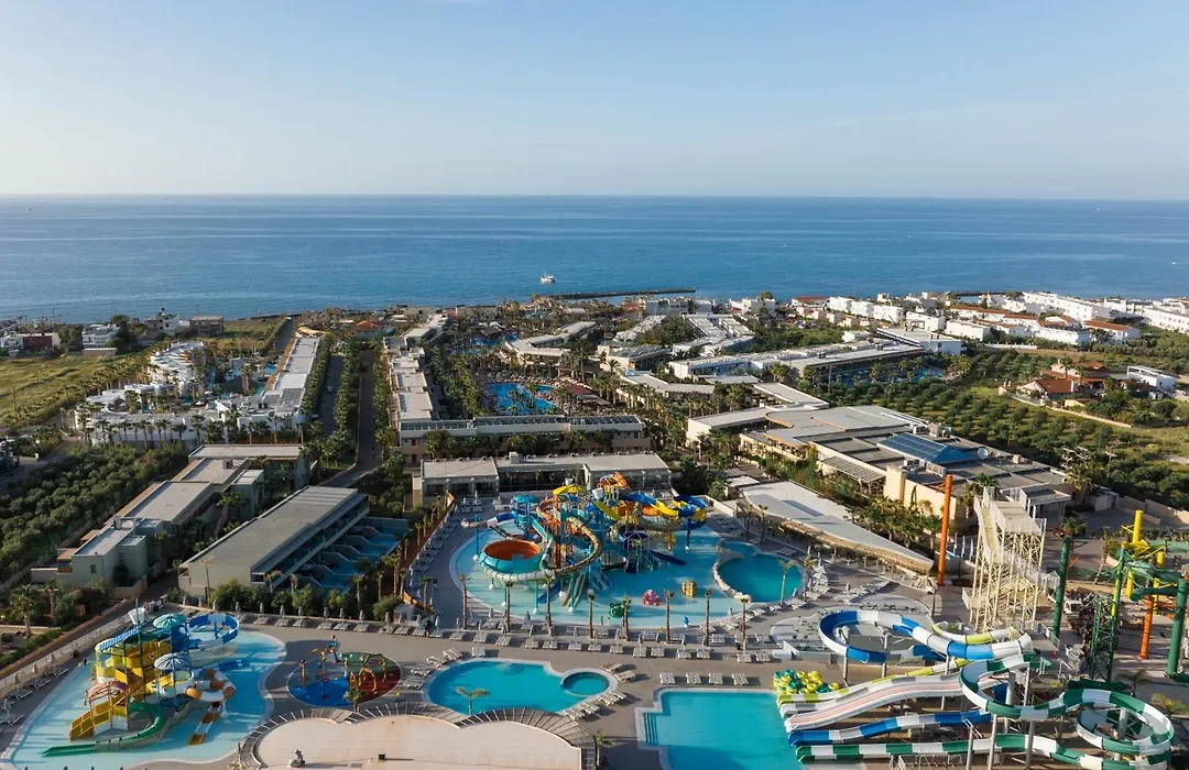 Stella Palace Aqua Park Resort-1