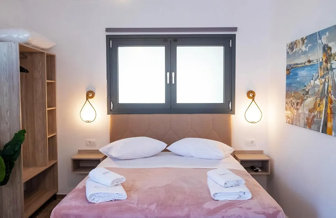 Serenity Luxe Suites-1