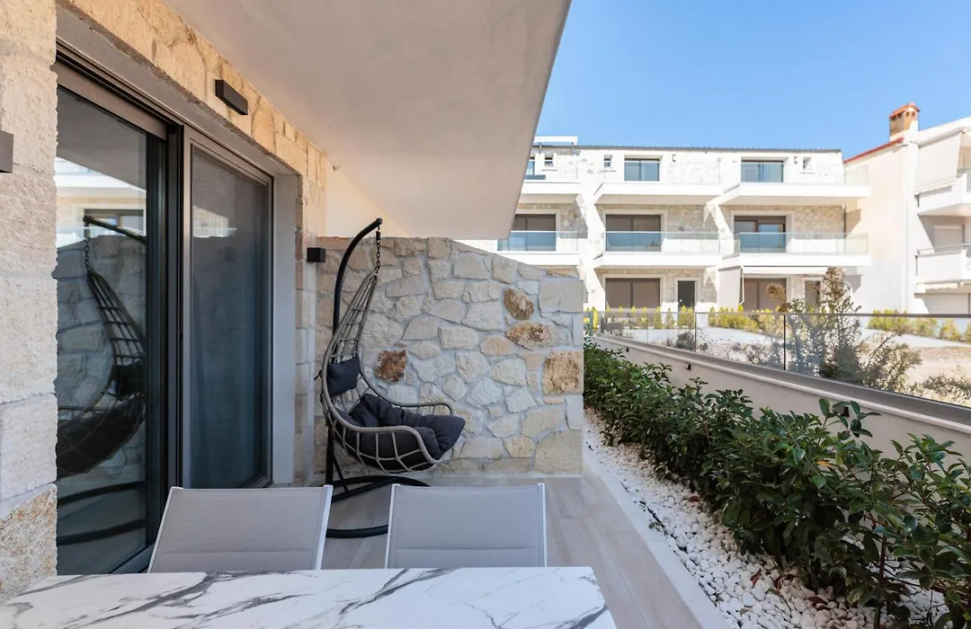 Amalthia Luxury Suites-1