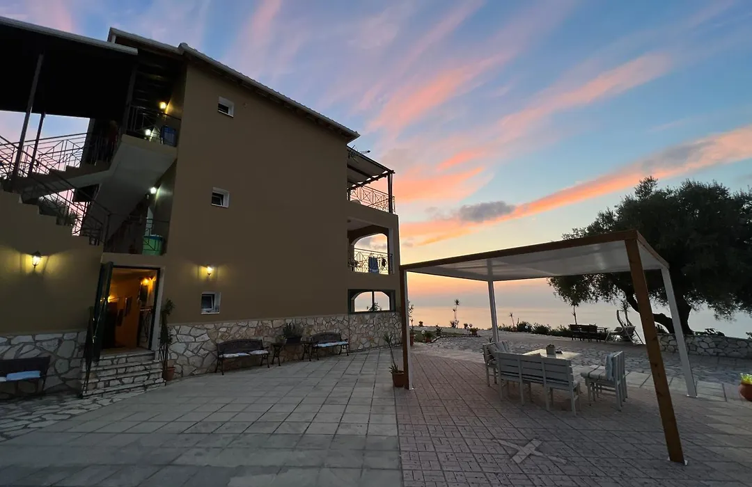 La Casa D' Irene (Adults Only)-1