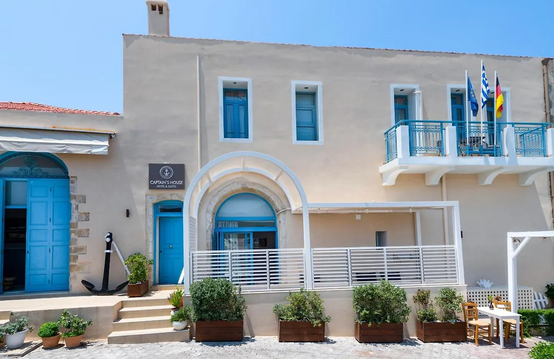 Captain'S House Hotel Suites & Apartments-1