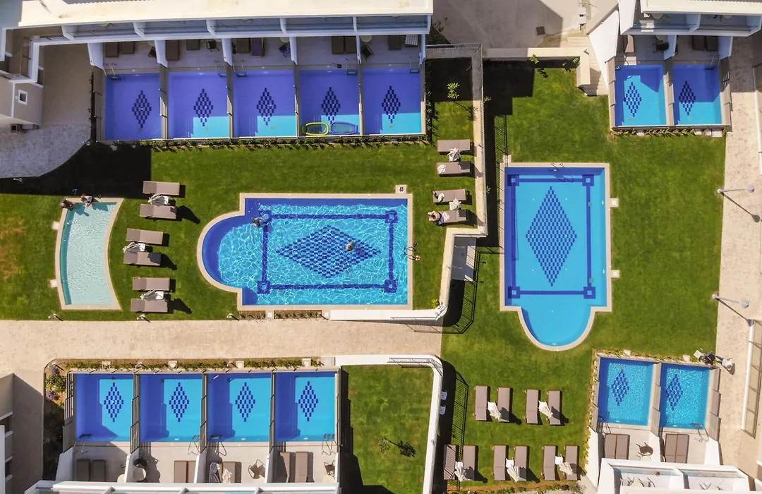 Vantaris Blue Adults Only-1