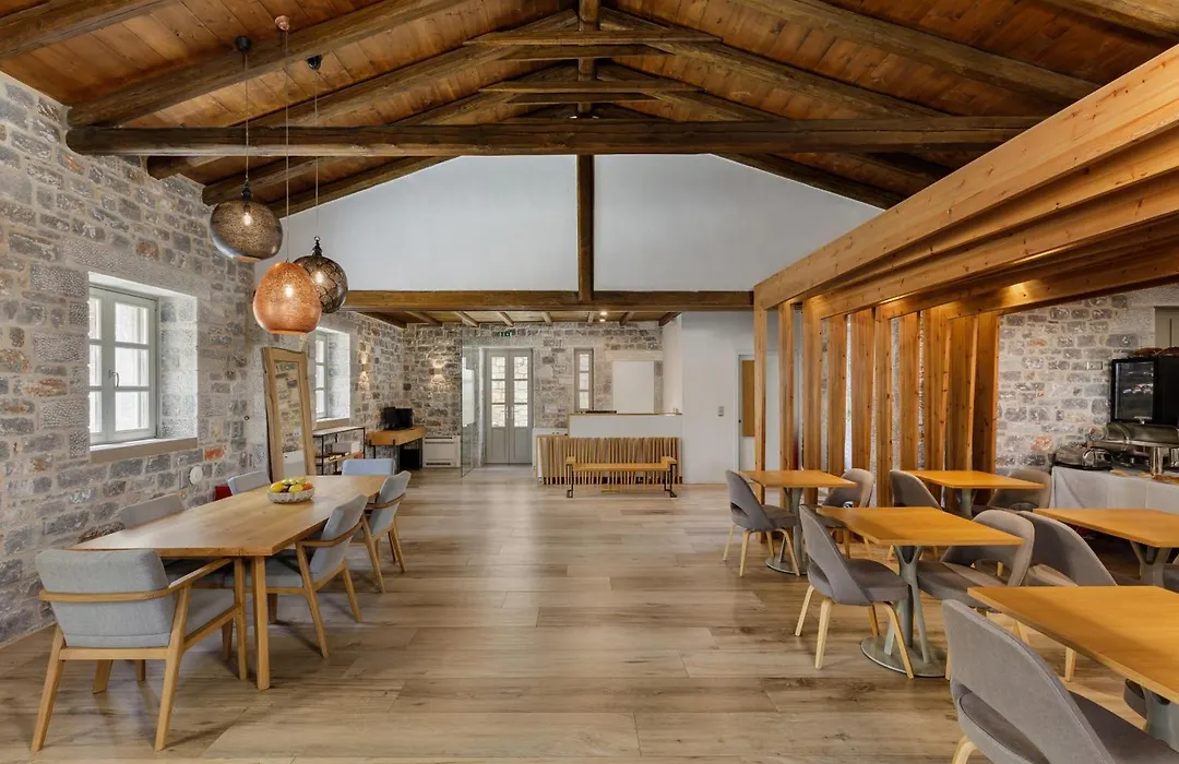 Trapela Limeni Luxury Suites-1