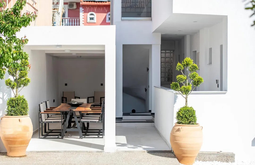 Alexandrion Appartments Down Town Adults Only-1