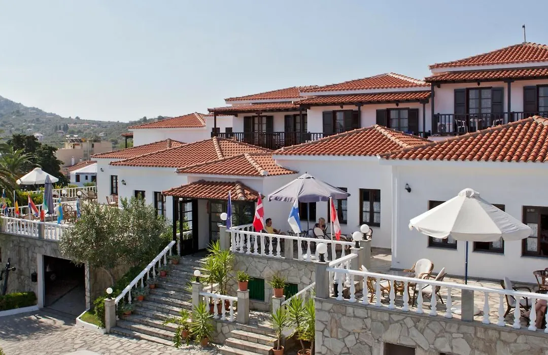 Hotel Dionyssos-1