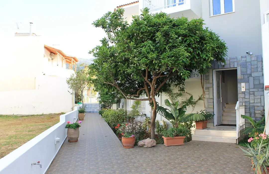 Melissa Apartments, Studios & Suites-1