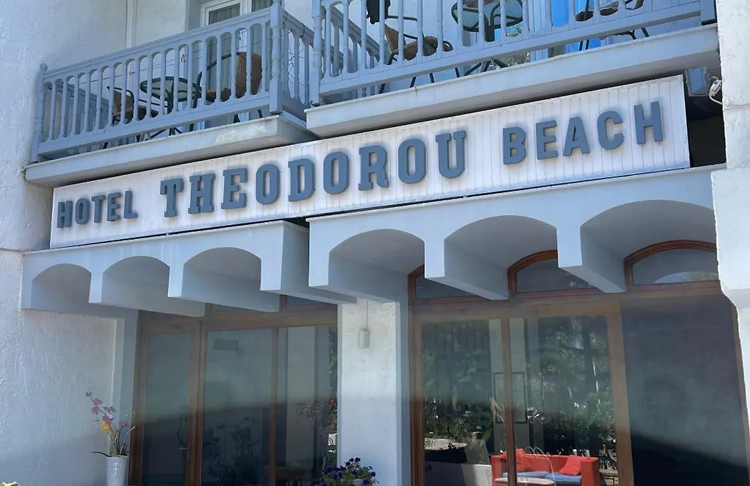 Theodorou Beach Hotel Apartments-1