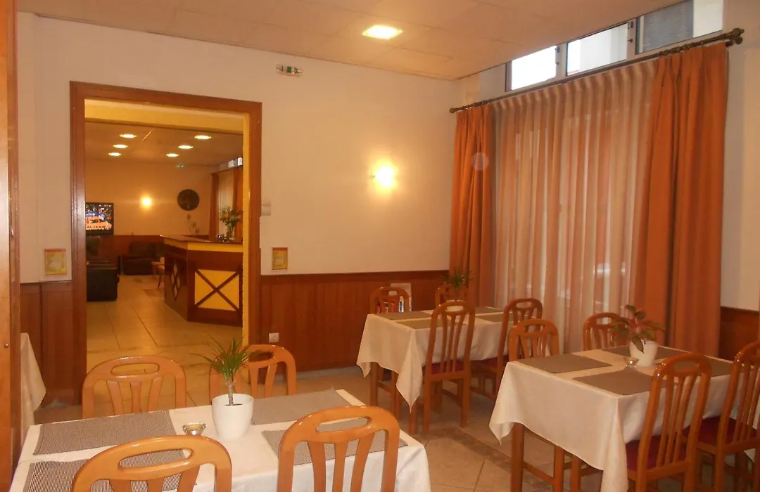 Hotel Admitos-1