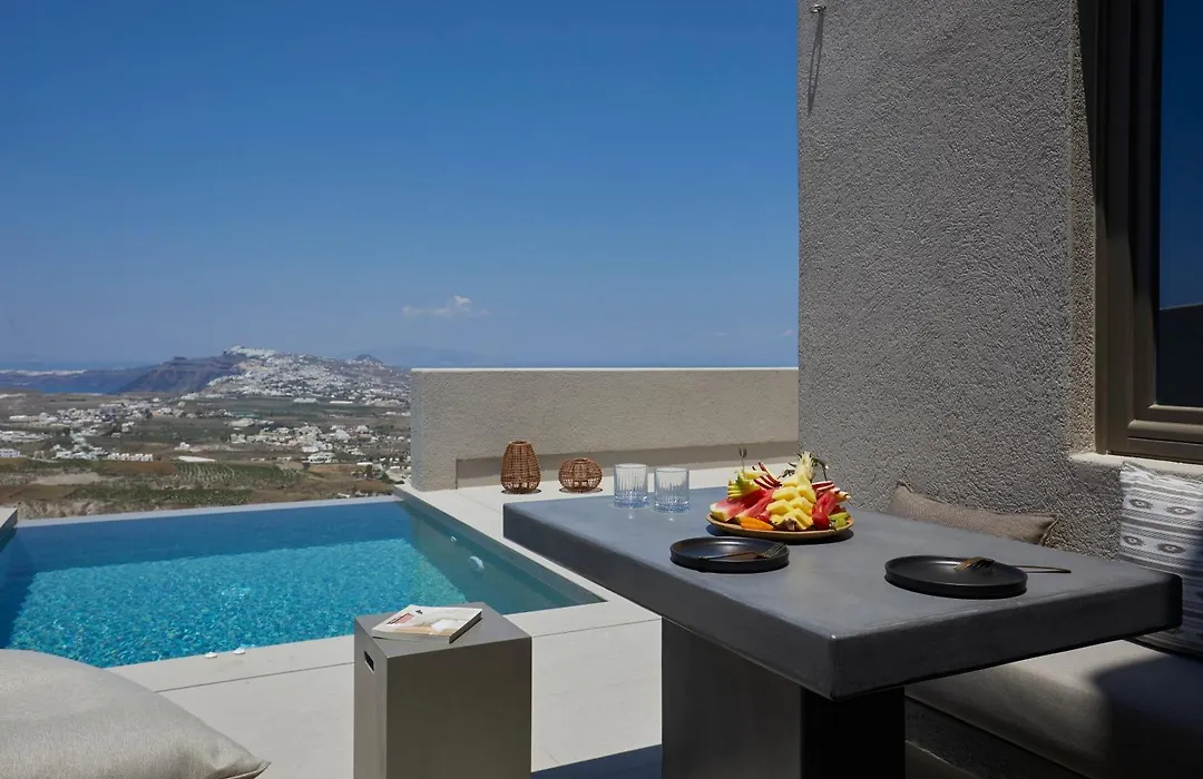 Halcyon Days Suites-1
