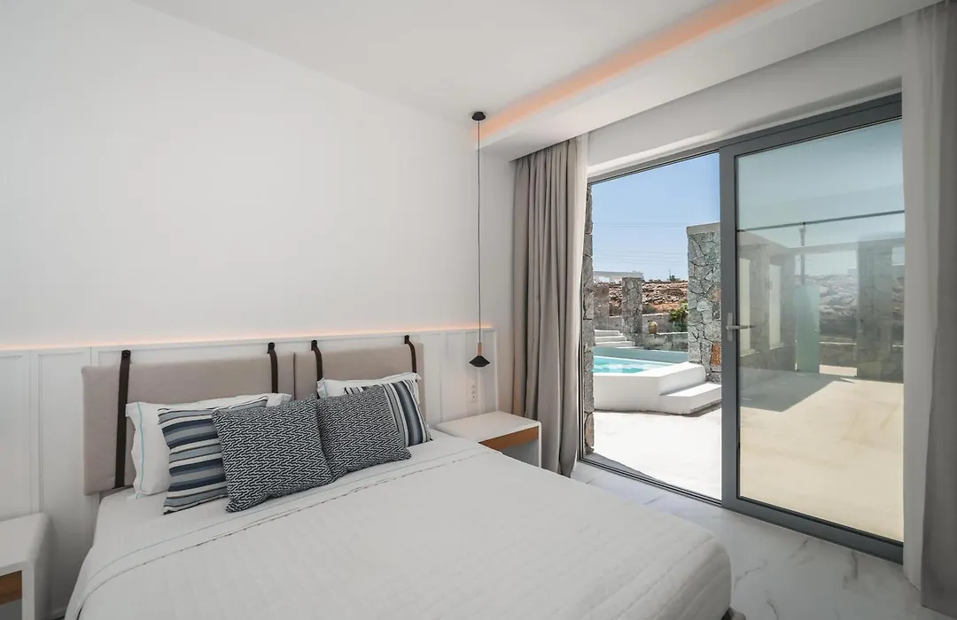 Arcs Suites & Residences-1