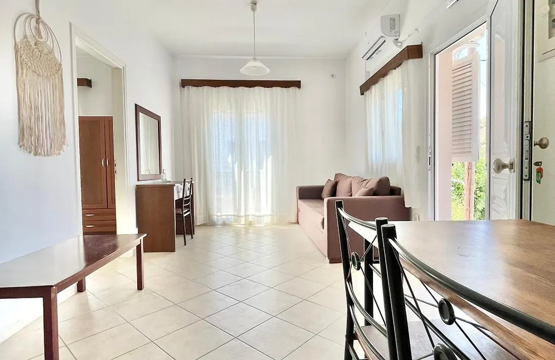 Koutrakis Rooms-1