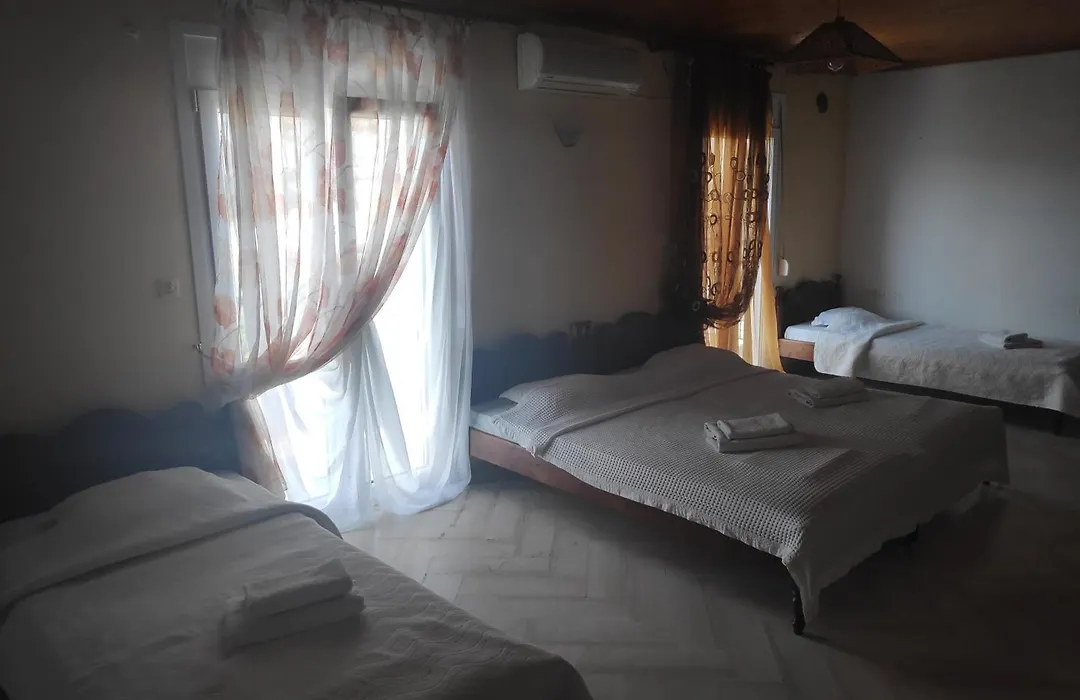 Angela - Zoi Rooms-1