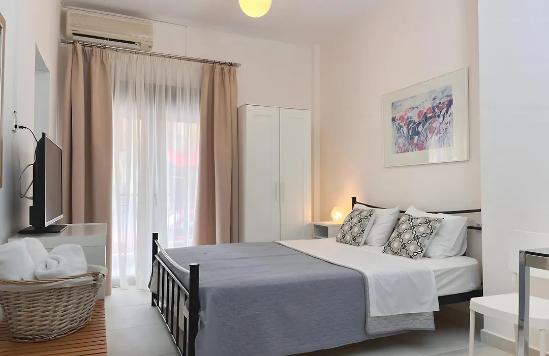 Almira Studios-1