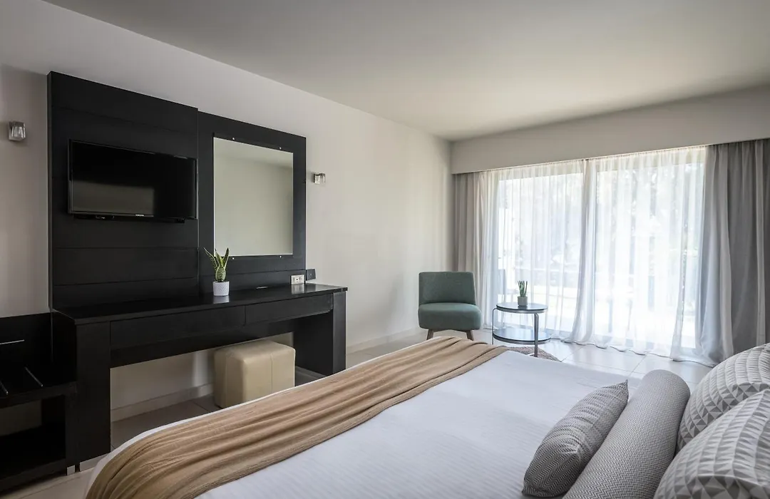E-Geo Easy Living Resort-1