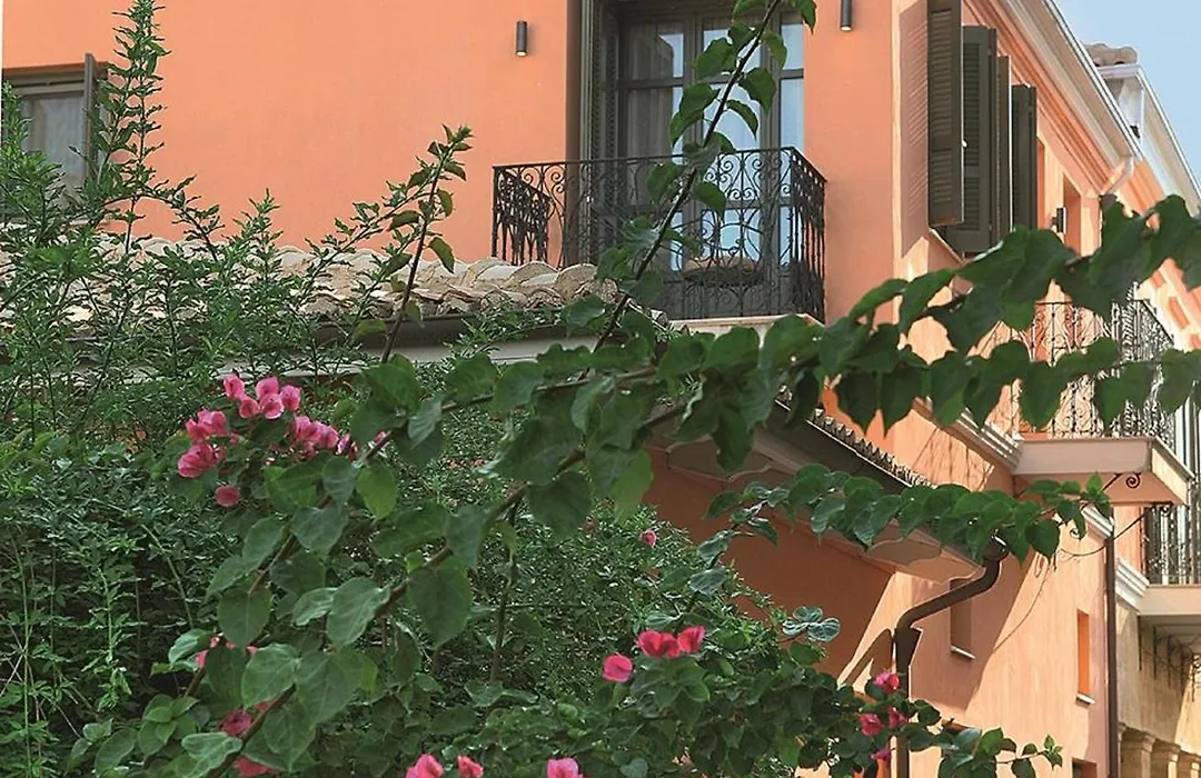 The Captain'S House Boutique Hotel-1