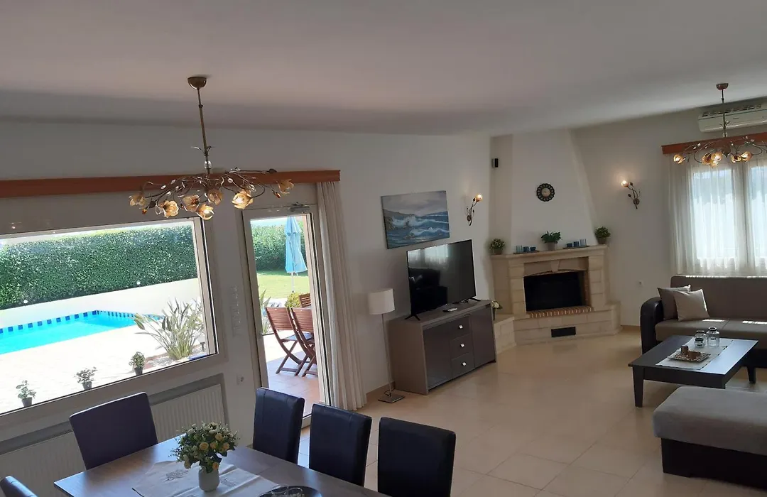 Family Villa With Private Pool-1