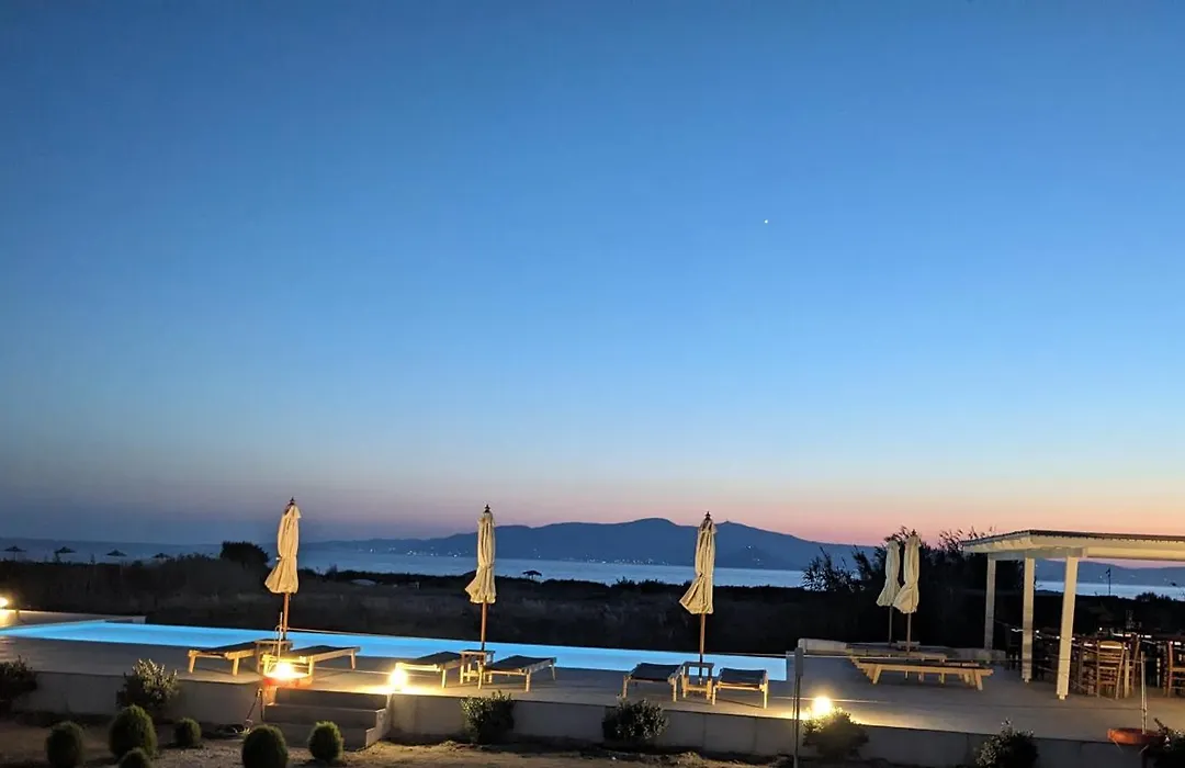 Amodari Studios On The Beach-1
