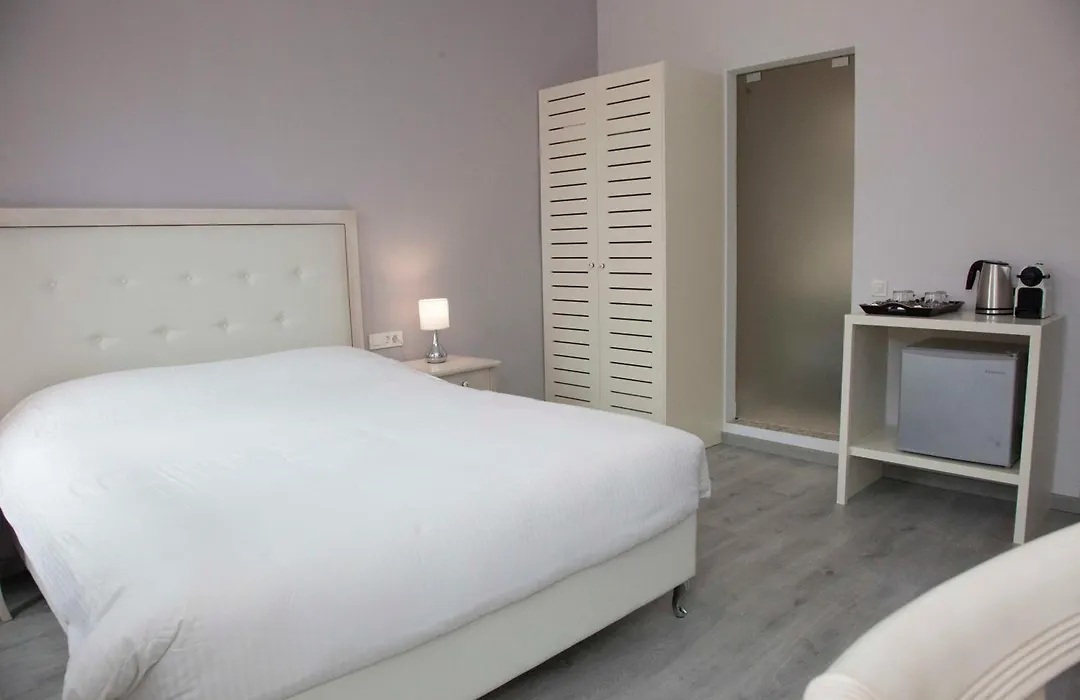 Shalom Luxury Rooms Kondilaki-1