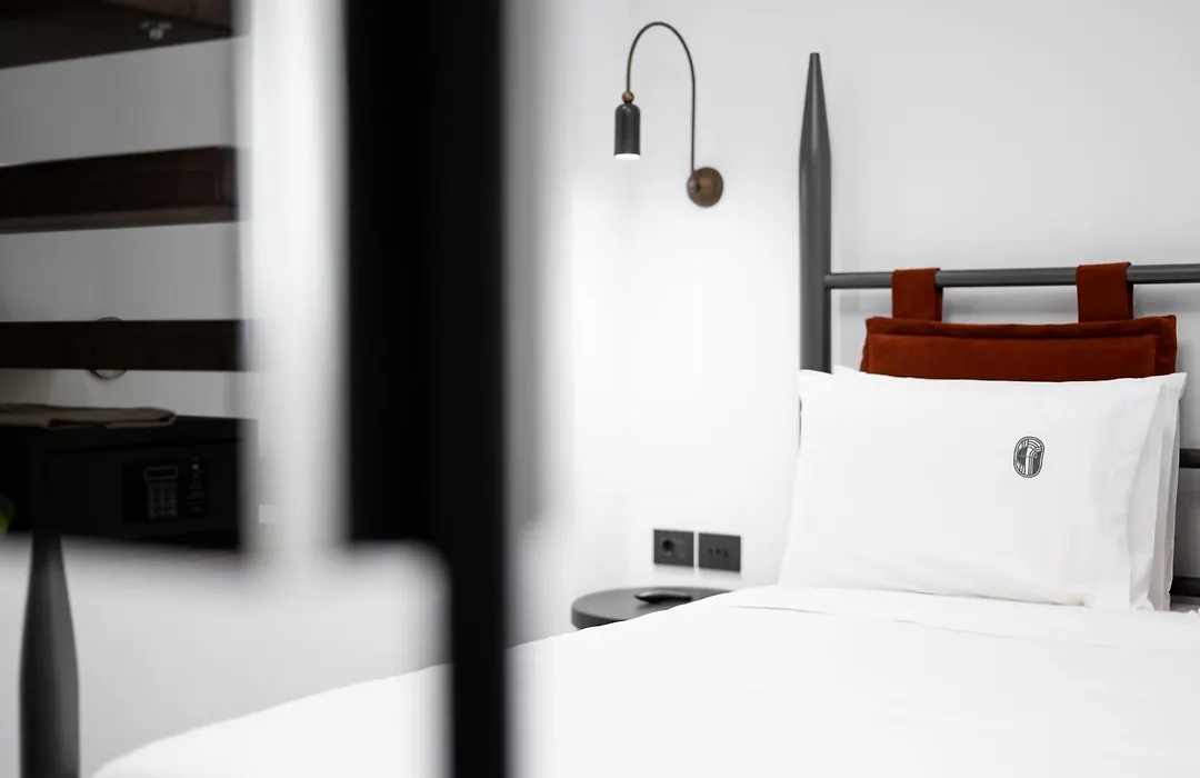 Emerald Hotel Athens-1