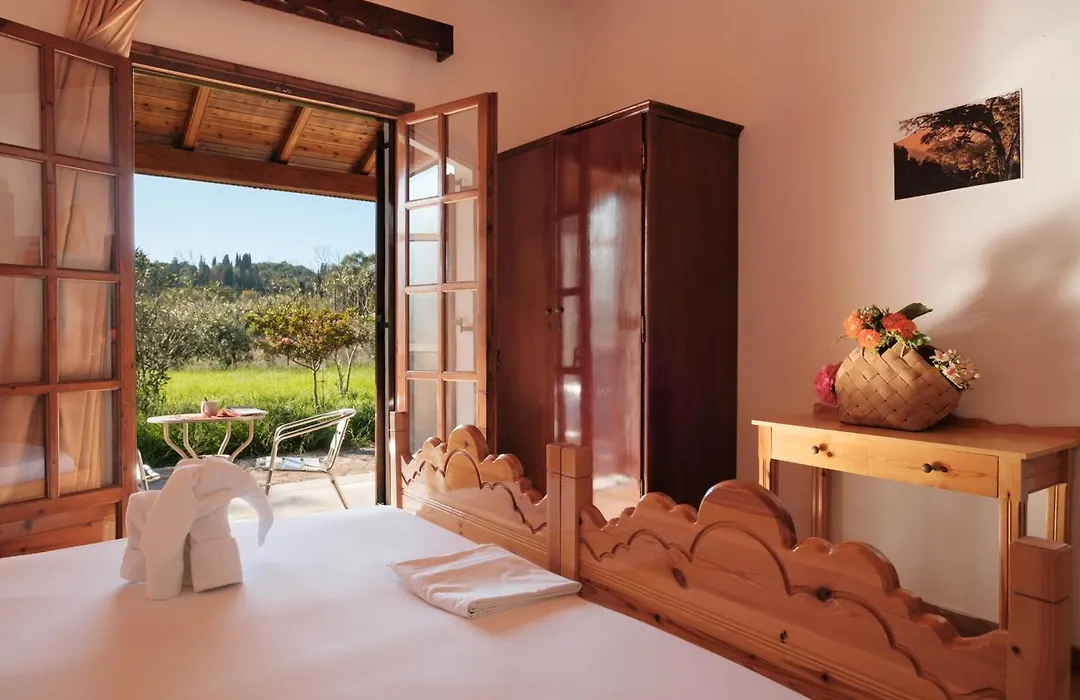 Serengeti Nap Comfy Rooms-1
