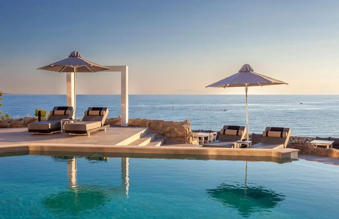 Akrotiri Olympus Luxury Suites - Adults Only-1