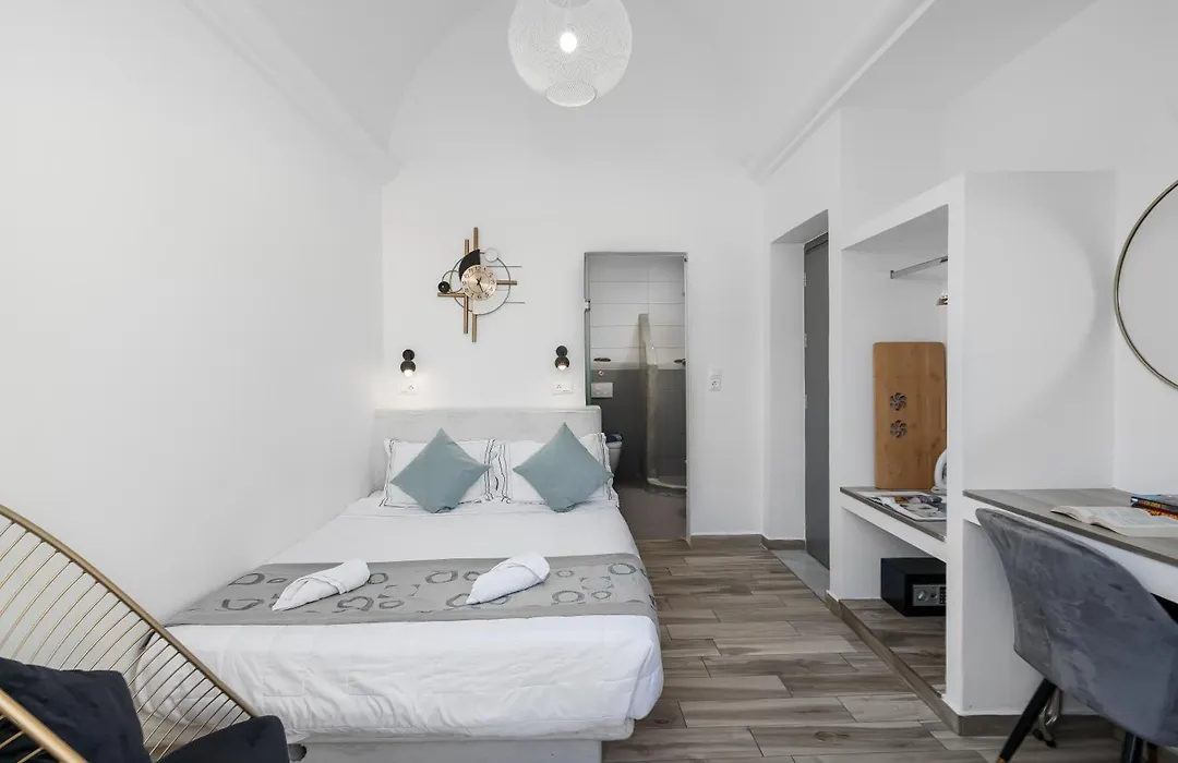 Oasis Suites Fira-1