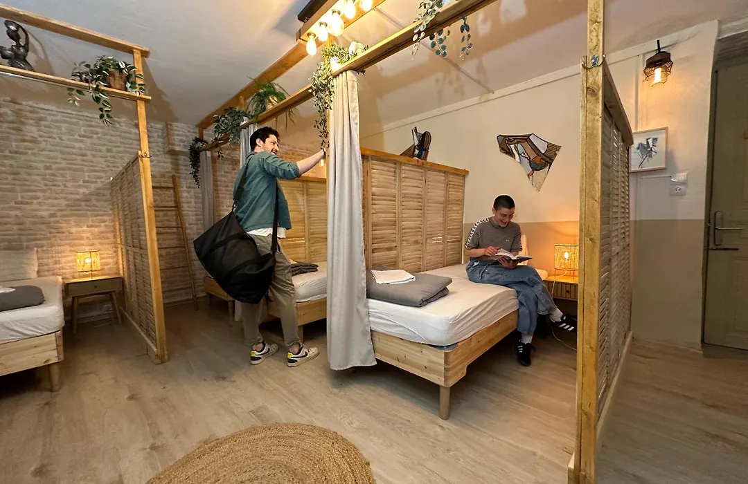 Baloo Hostel-1