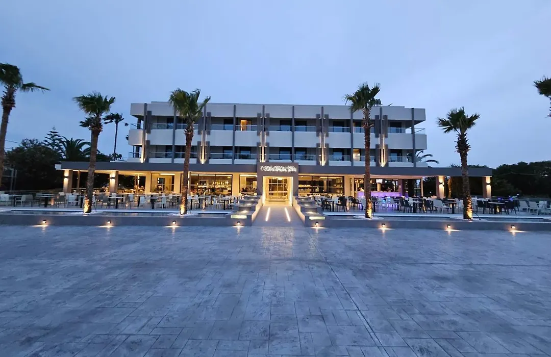 Cosmopolitan Hotel-1