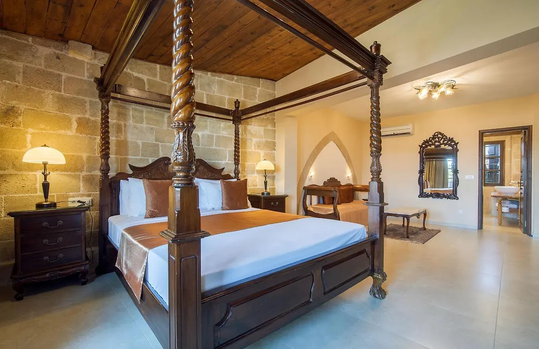 S.Nikolis' Historic Boutique Hotel-1