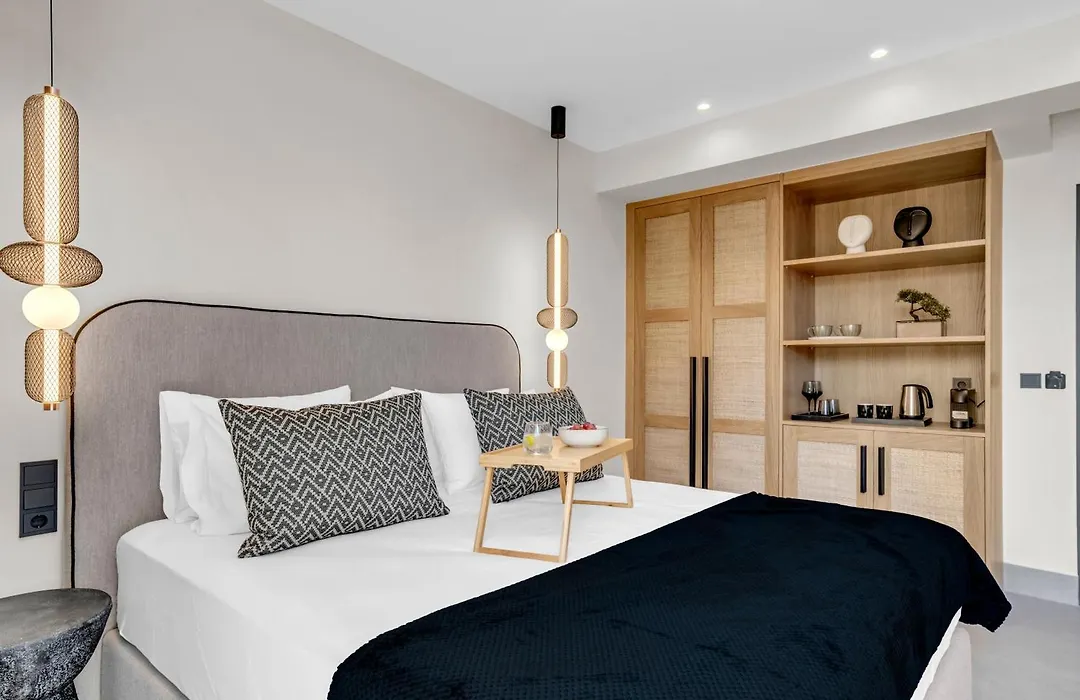 Ammos Boutique Apartments & Suites-1