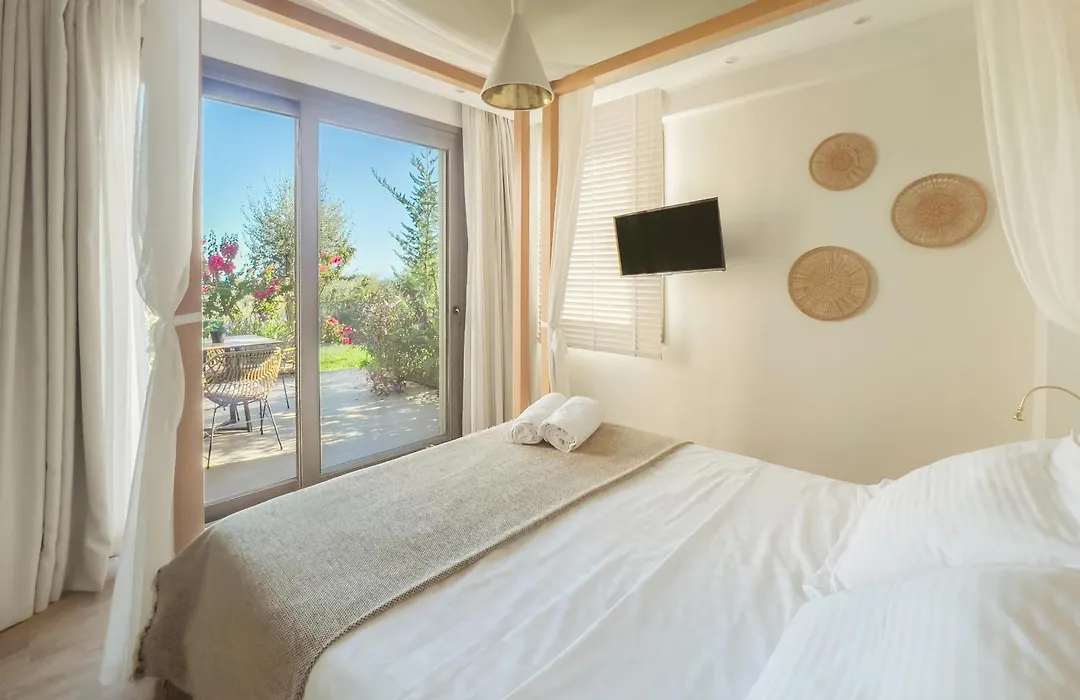 Golden Bay Suites & Maisonettes-1