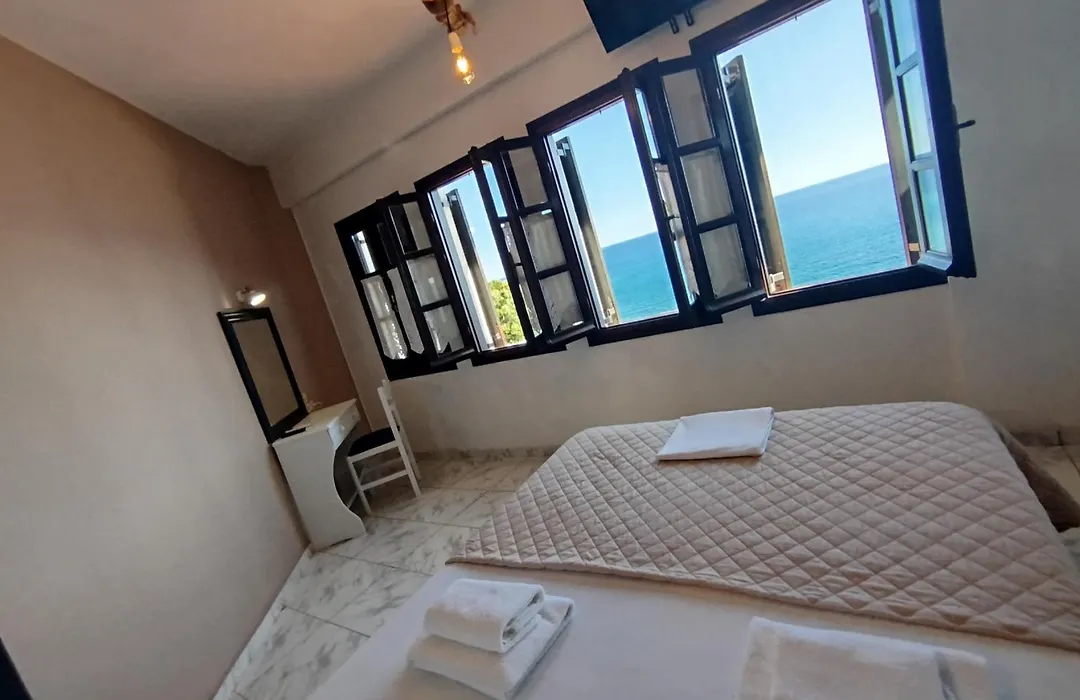 Karaoulanis Beach-1