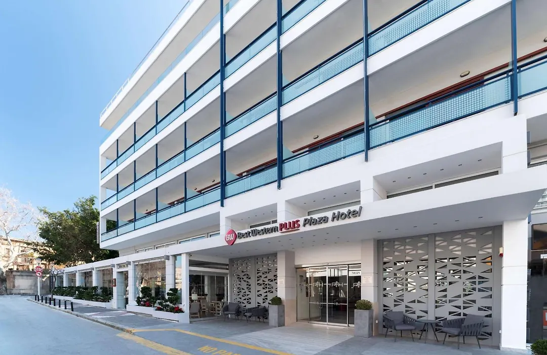 Best Western Plus Hotel Plaza-1