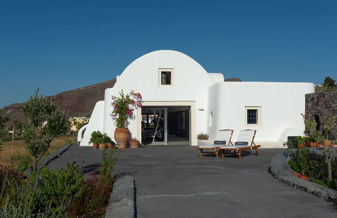 Perivolas Hotel-1
