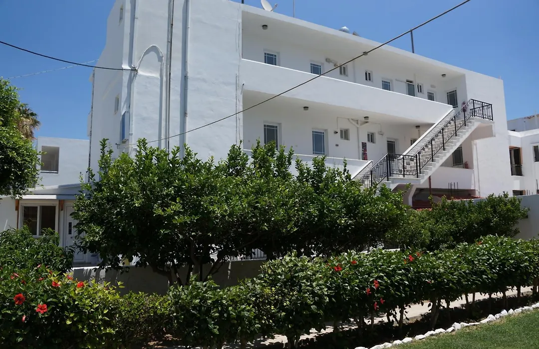 Skoufezis Studios-1