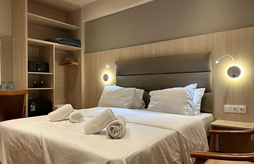 Anemoni Piraeus Hotel-1