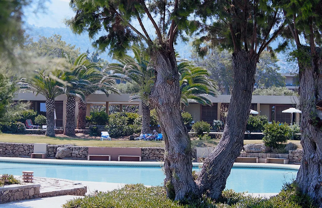 Kernos Beach Hotel & Bungalows-1
