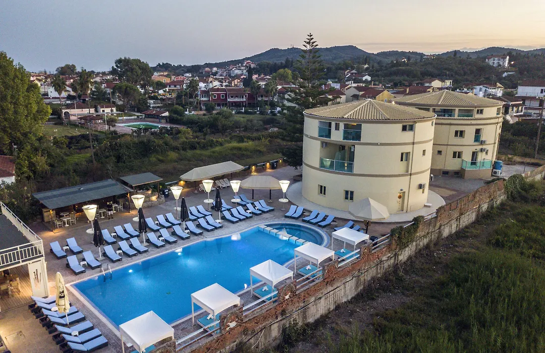 Island Beach Bamboo (Adults Only)-1