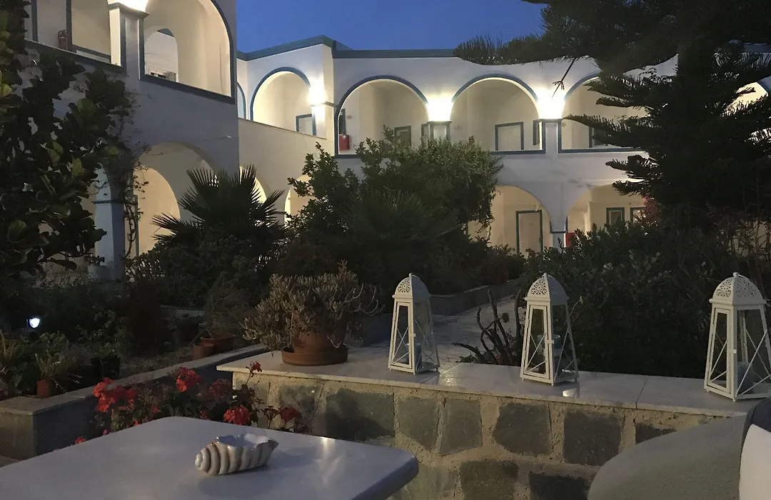 Hotel Lodos-1