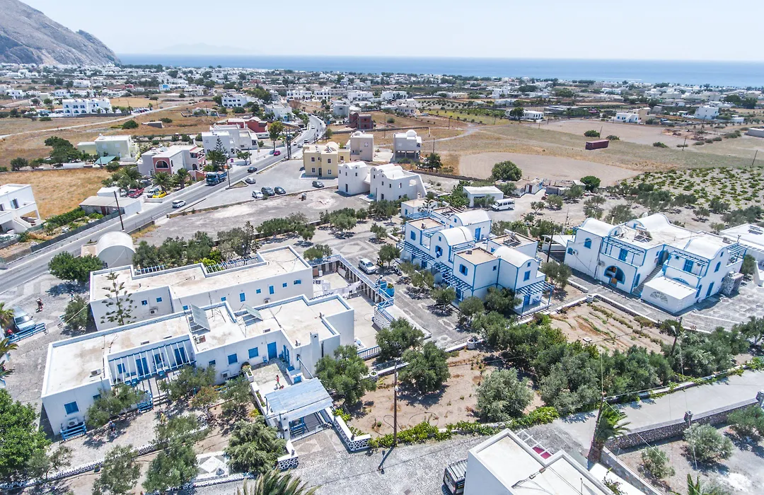 Hotel Perissa-1