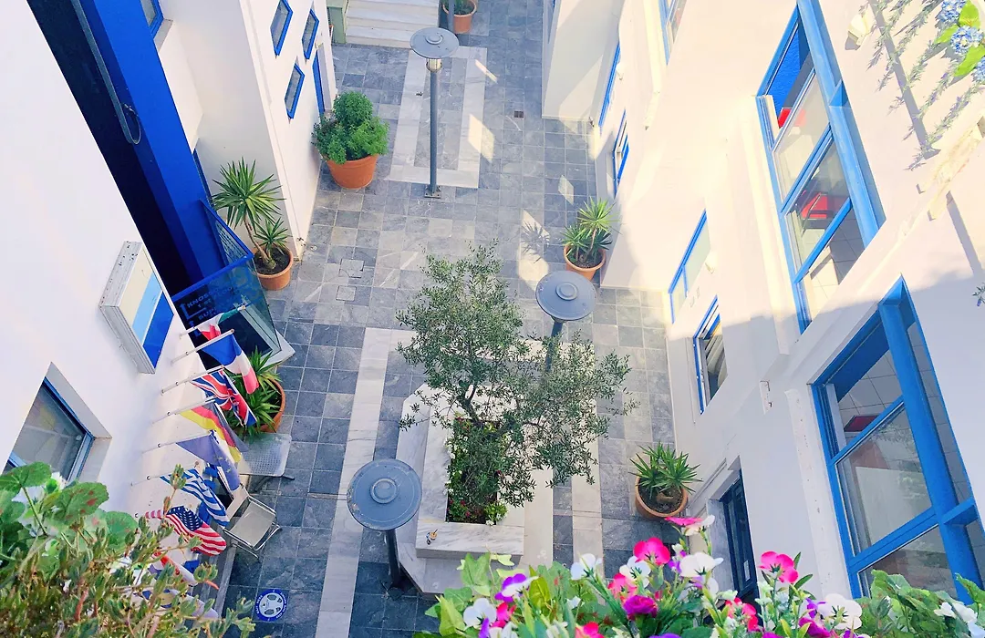 Kassavetis Center - Hotel Studios & Apartments-1