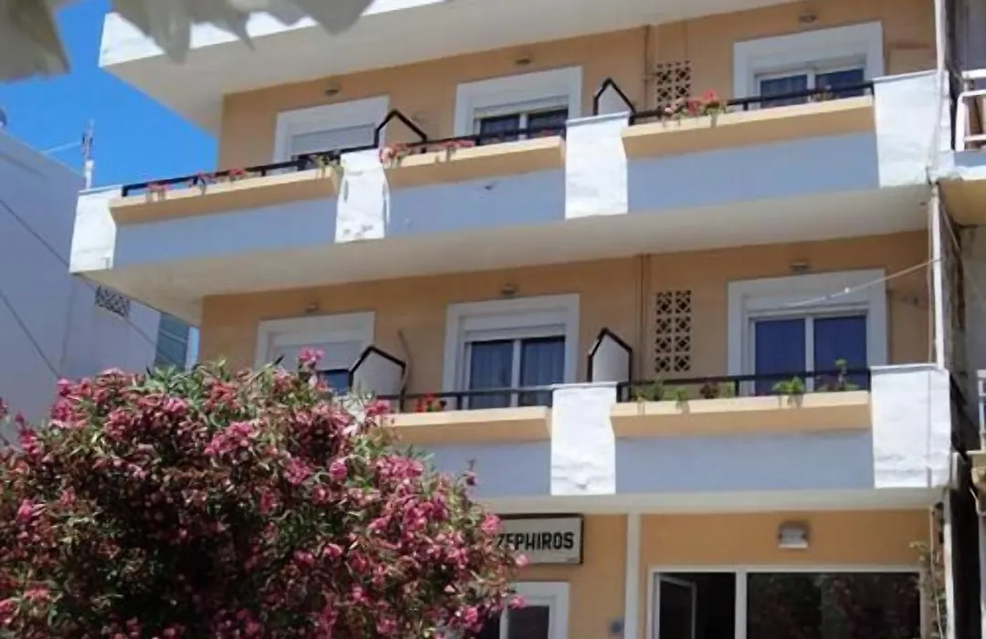 Zefyros Hotel-1