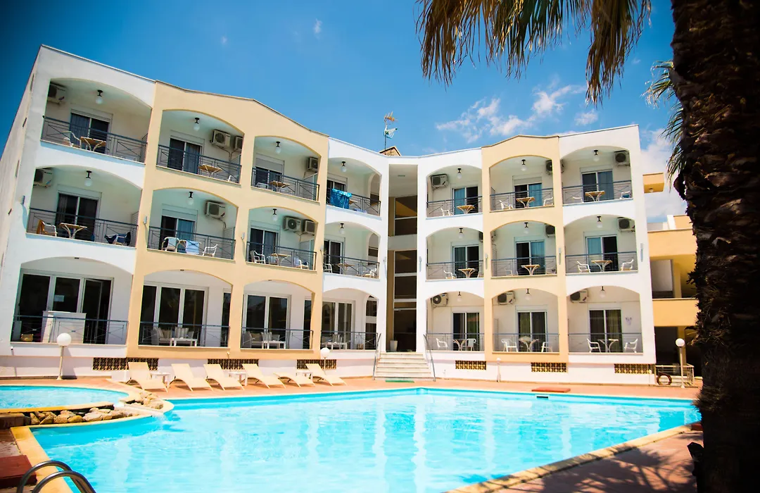 Stavros Beach Hotel-1