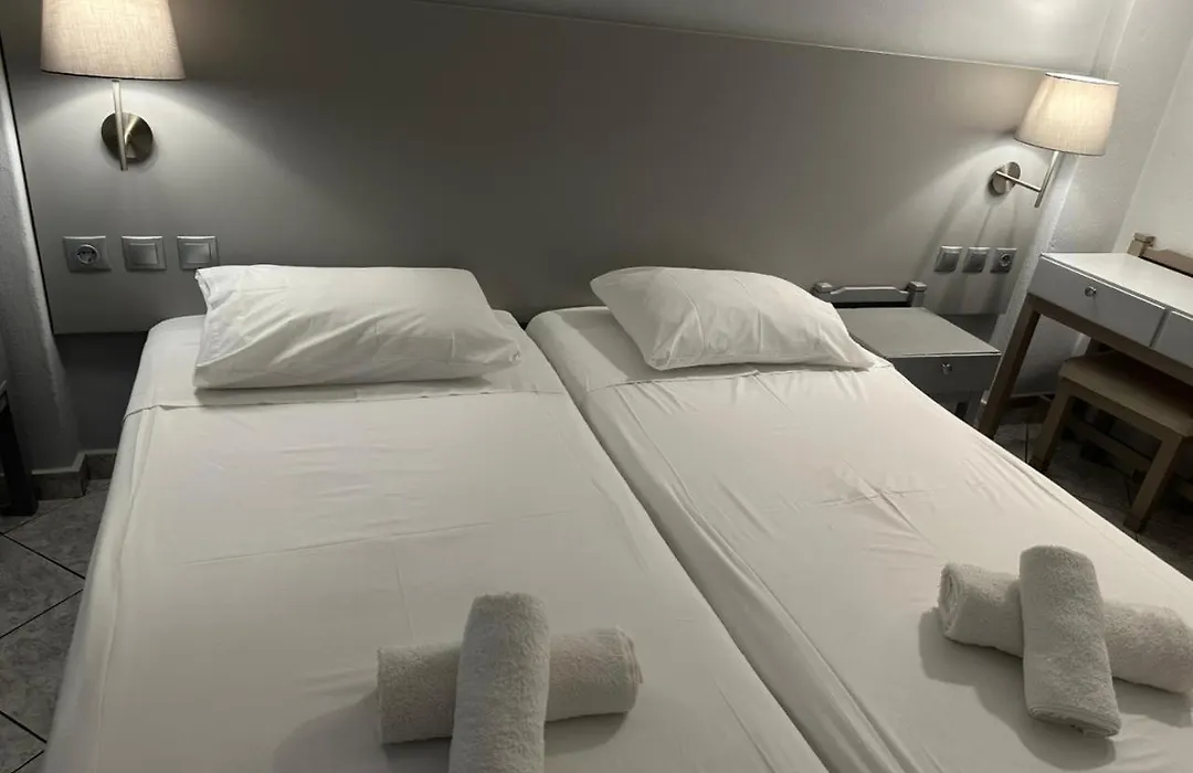 Karis Hotel-1
