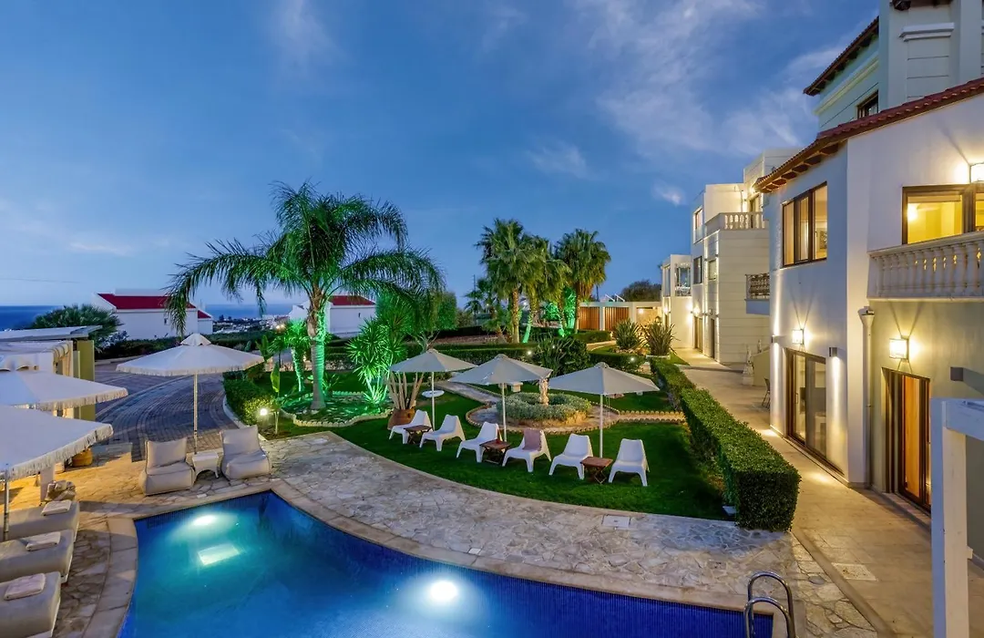 Azzuro Villa With Private Pool By Estia-1