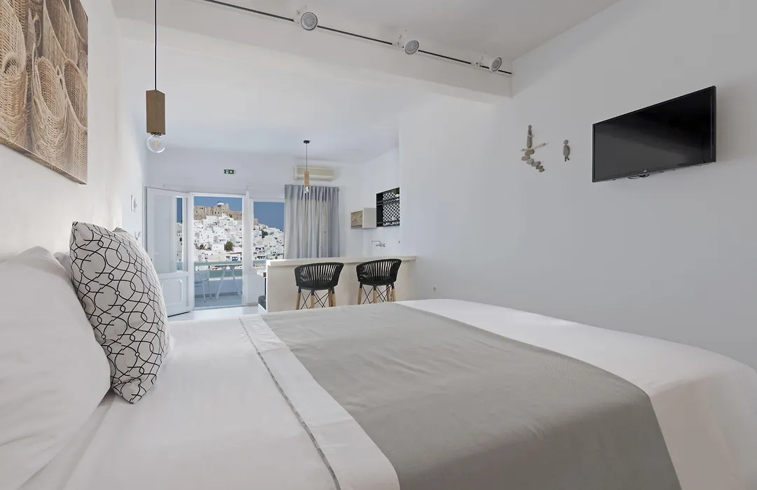 Anatoli Luxury Studios&Suites-1