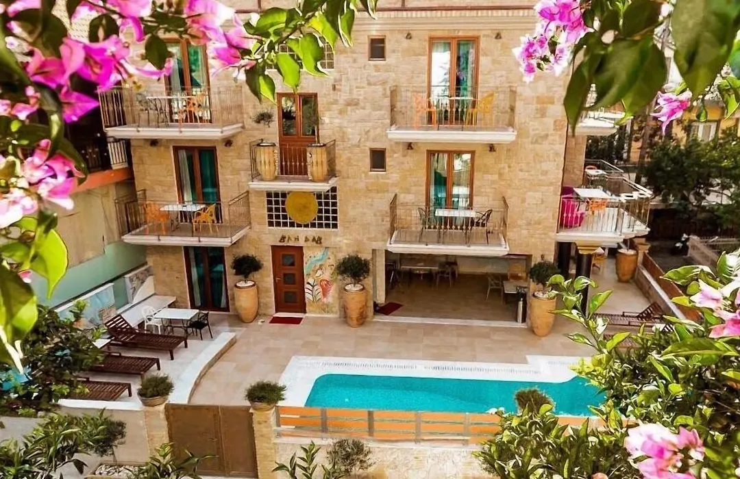 Leda Suites-1