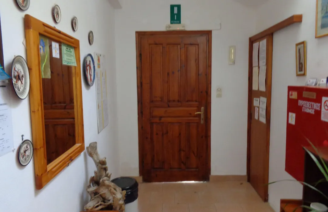 Savas Rooms-1