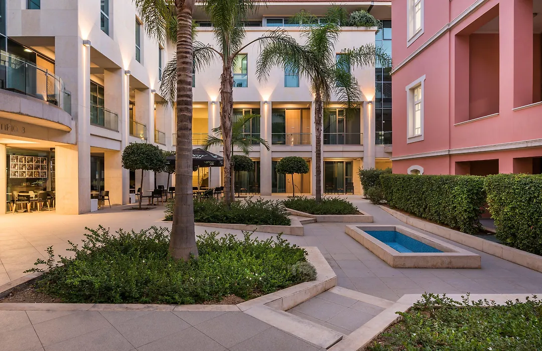 Trianon Luxury Apartments & Suites-1